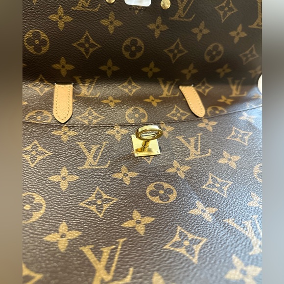 Louis Vuitton Venus Monogram Brown Sesame Tote or Shoulder Bag - Like New - Picture 15 of 15